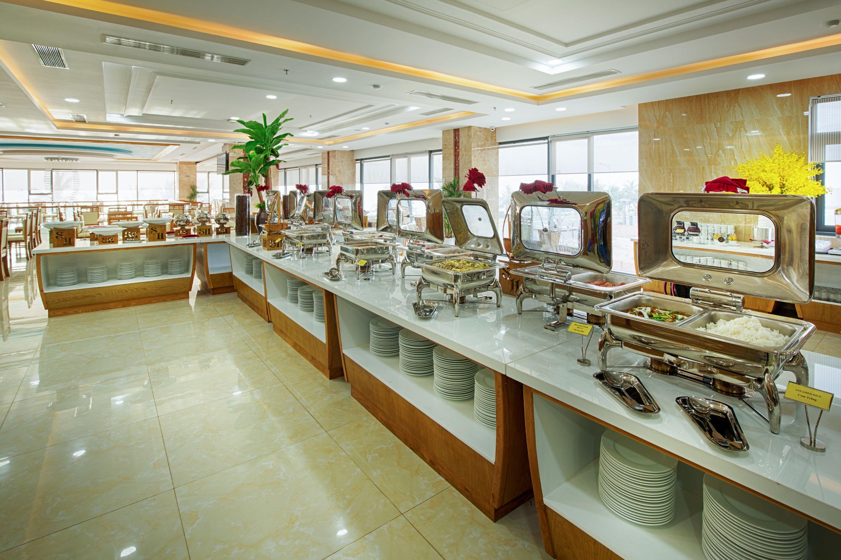Serene Beach Hotel Danang Bagian luar foto