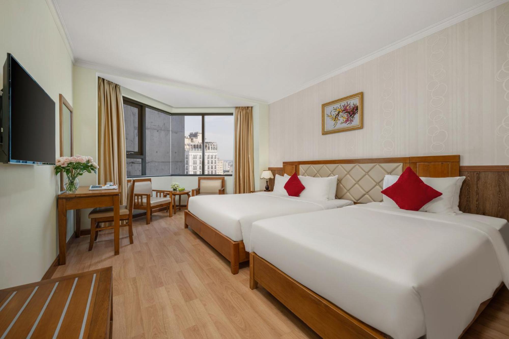 Serene Beach Hotel Danang Bagian luar foto