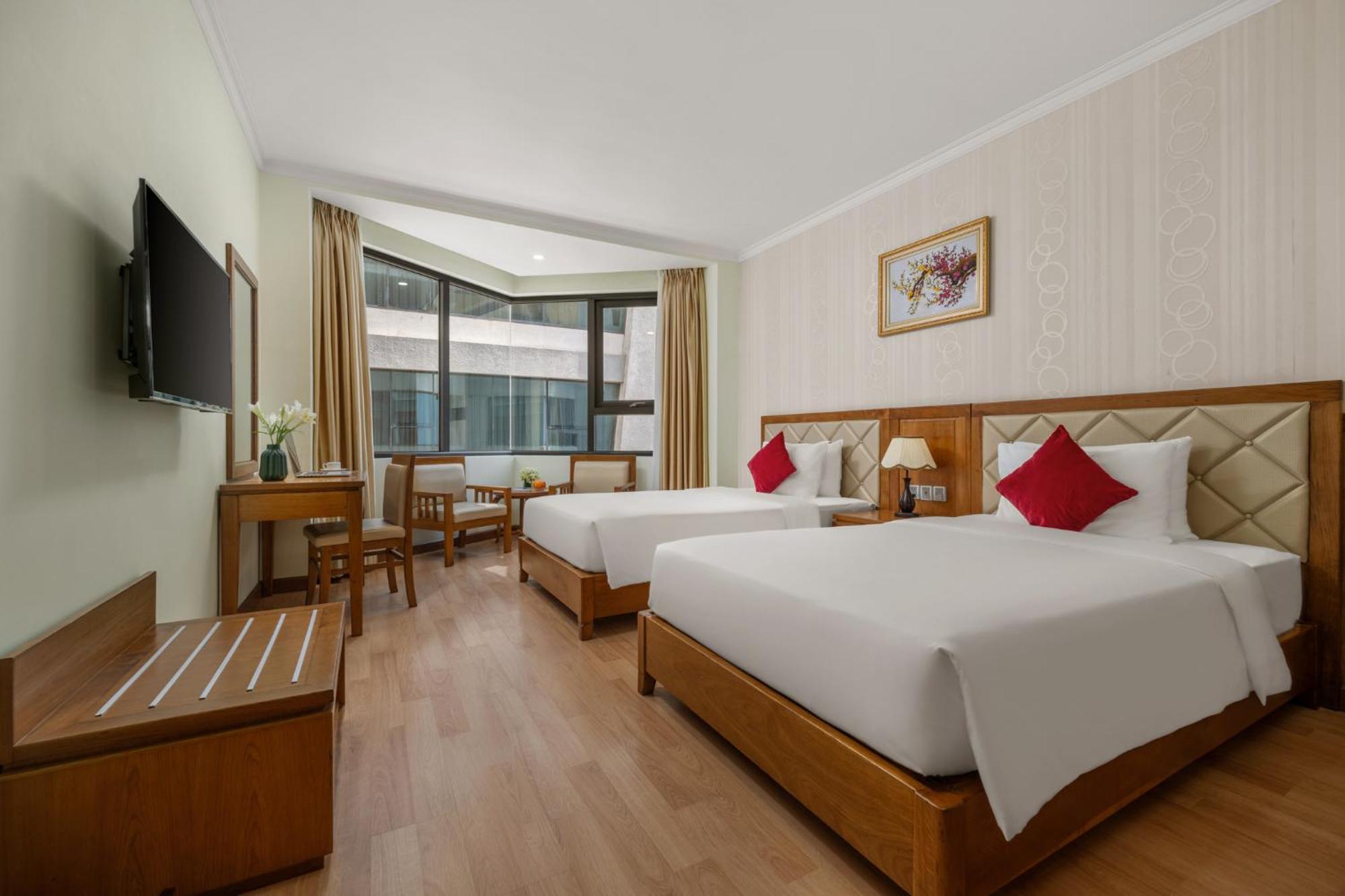 Serene Beach Hotel Danang Bagian luar foto
