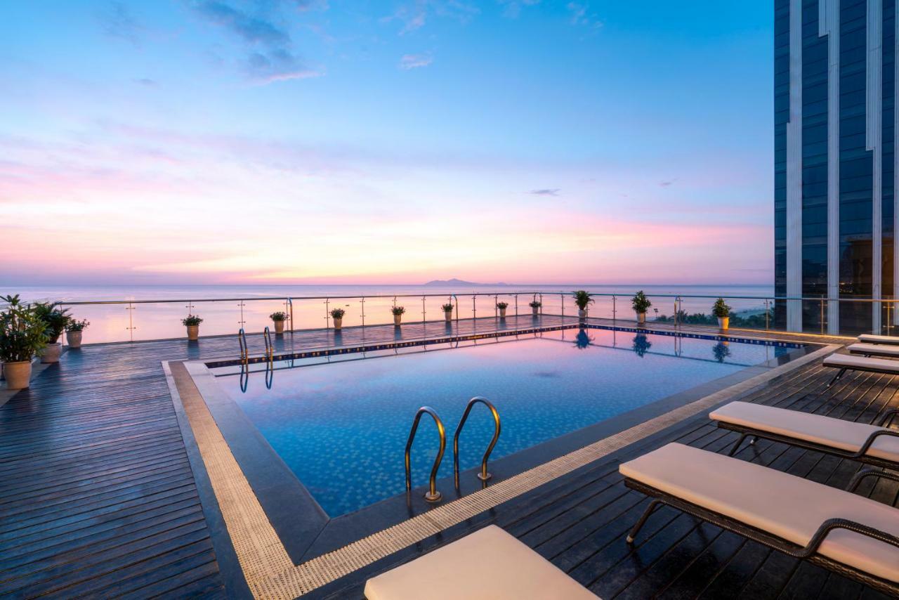 Serene Beach Hotel Danang Bagian luar foto